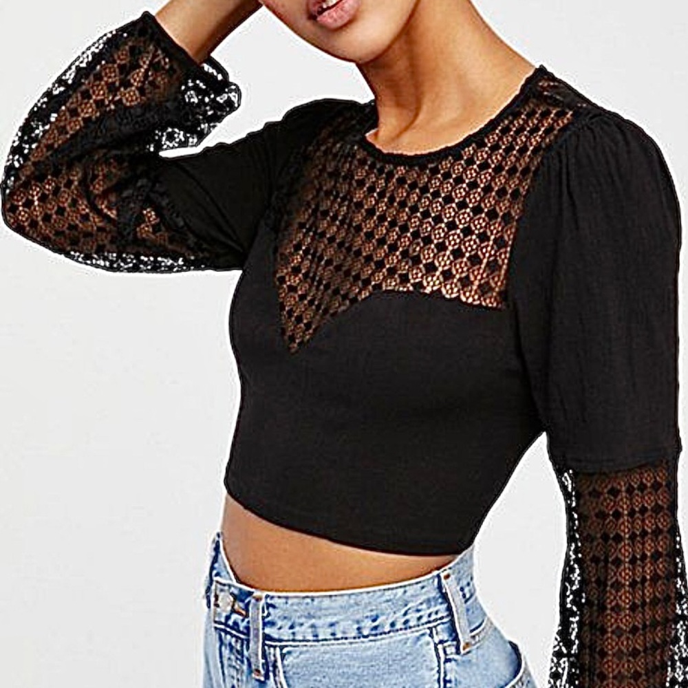 EXC • Free People Intimately Sweet Jane Long Sleeve Crop Top in Black •